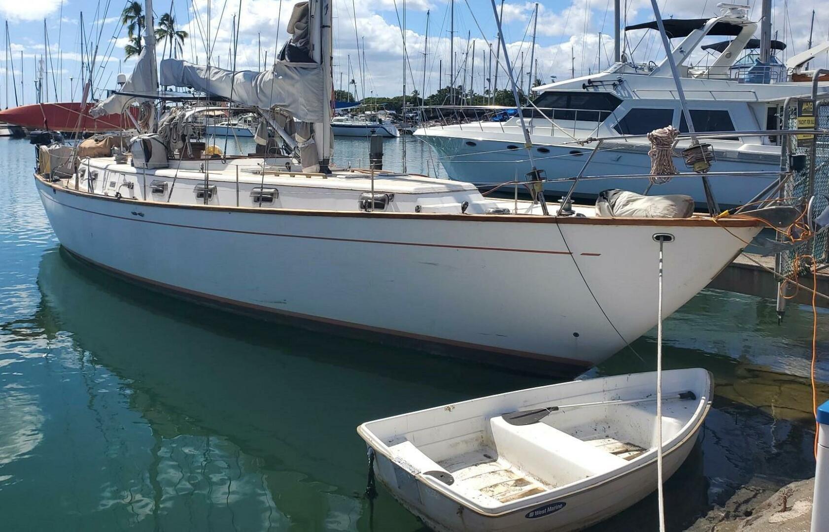 1985 Celestial Center Cockpit for sale