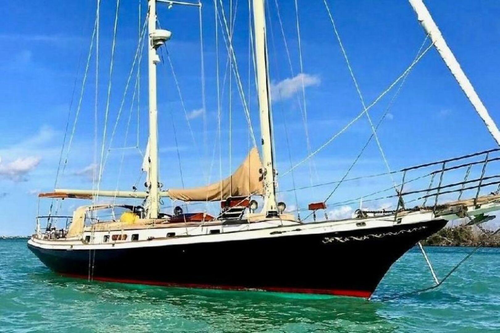 Cherubini Schooner