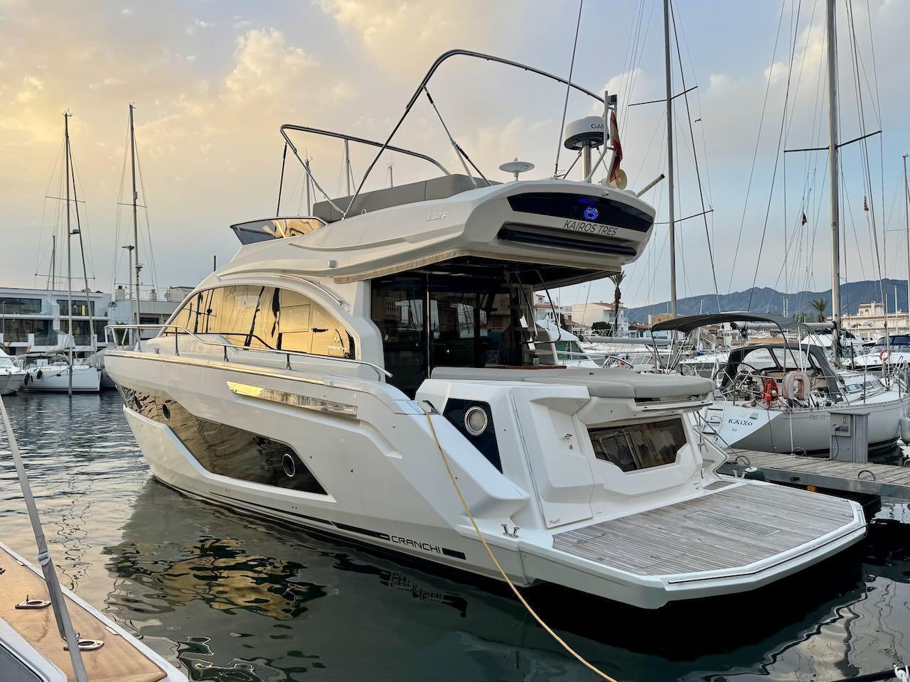 Cranchi E 52 Fly for sale