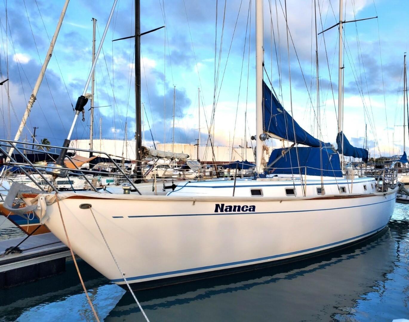 1987 Celestial Center Cockpit for sale