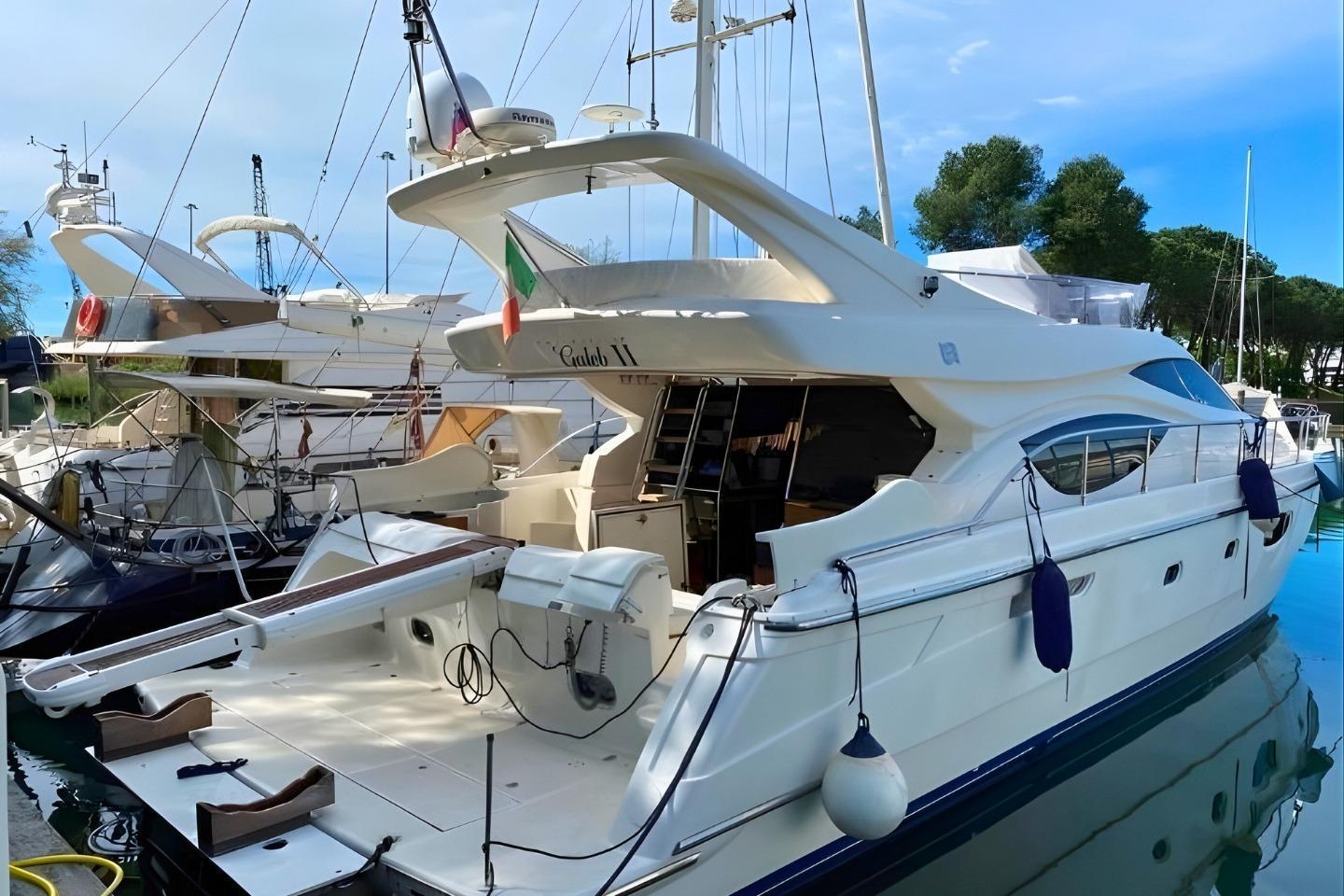 Ferretti 550