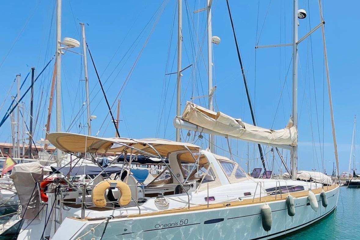 Beneteau Oceanis 50 Family for sale