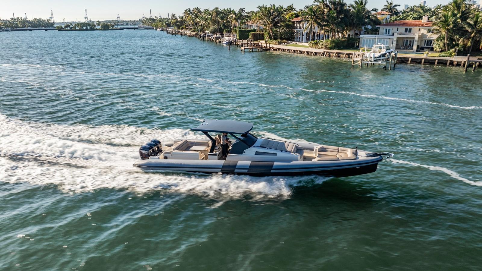 Chaser Yachts 500R