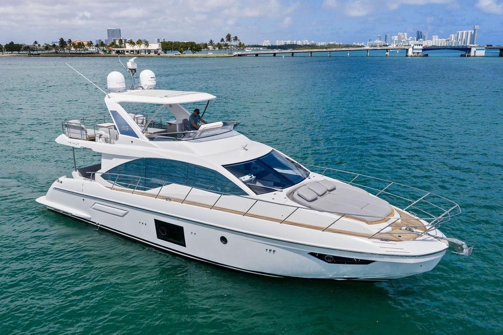 Azimut 55