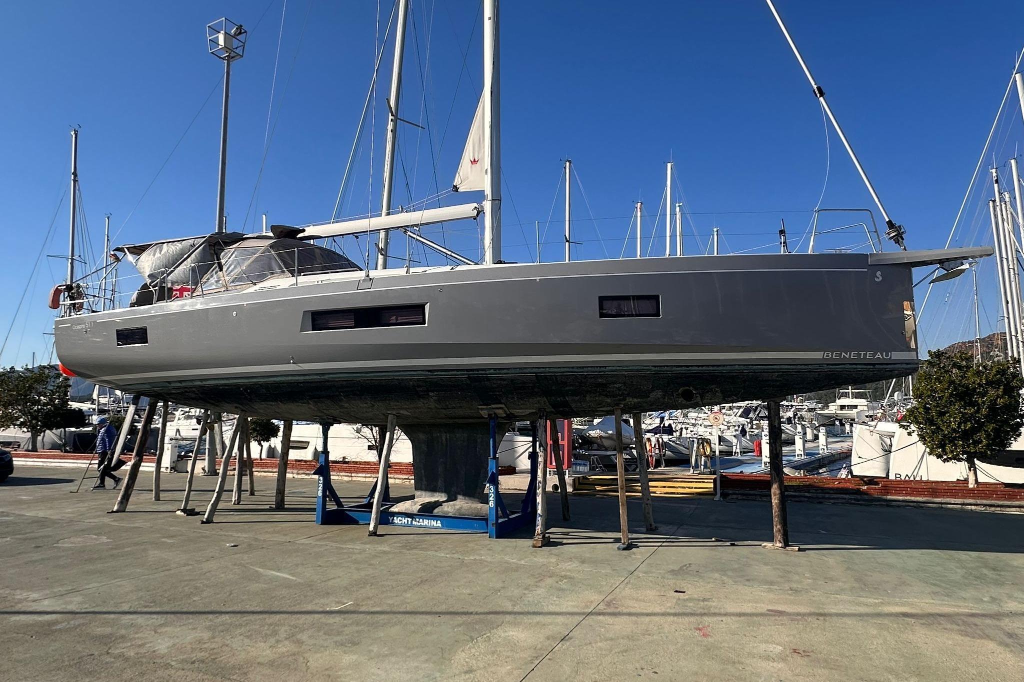Beneteau Oceanis 51.1 for sale
