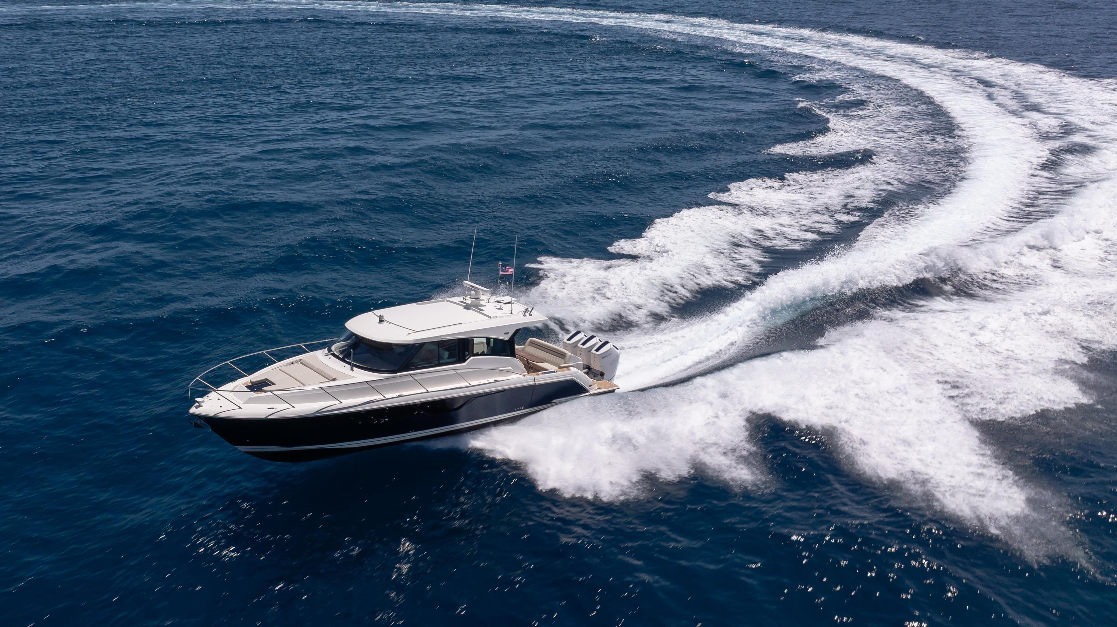 Tiara Yachts 48 LE