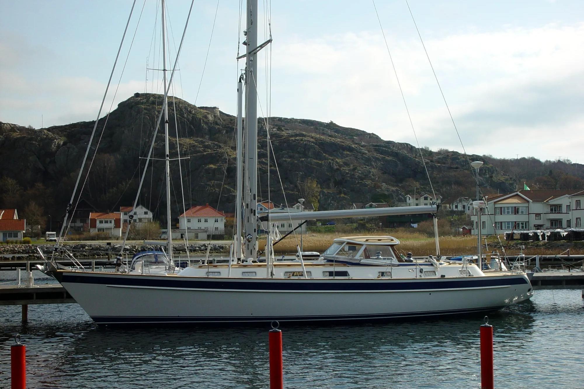Hallberg-Rassy 53