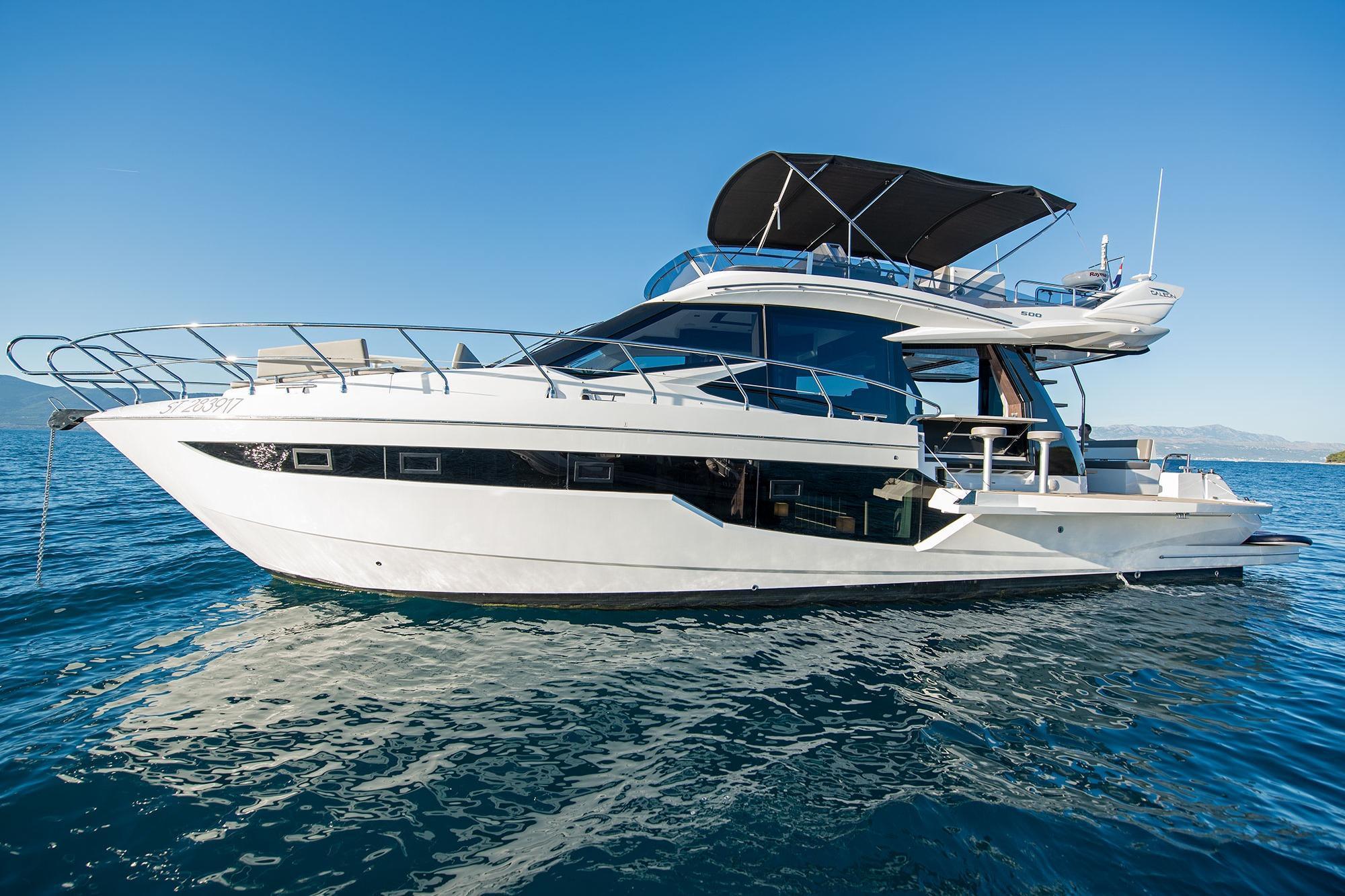 Galeon 500 Fly