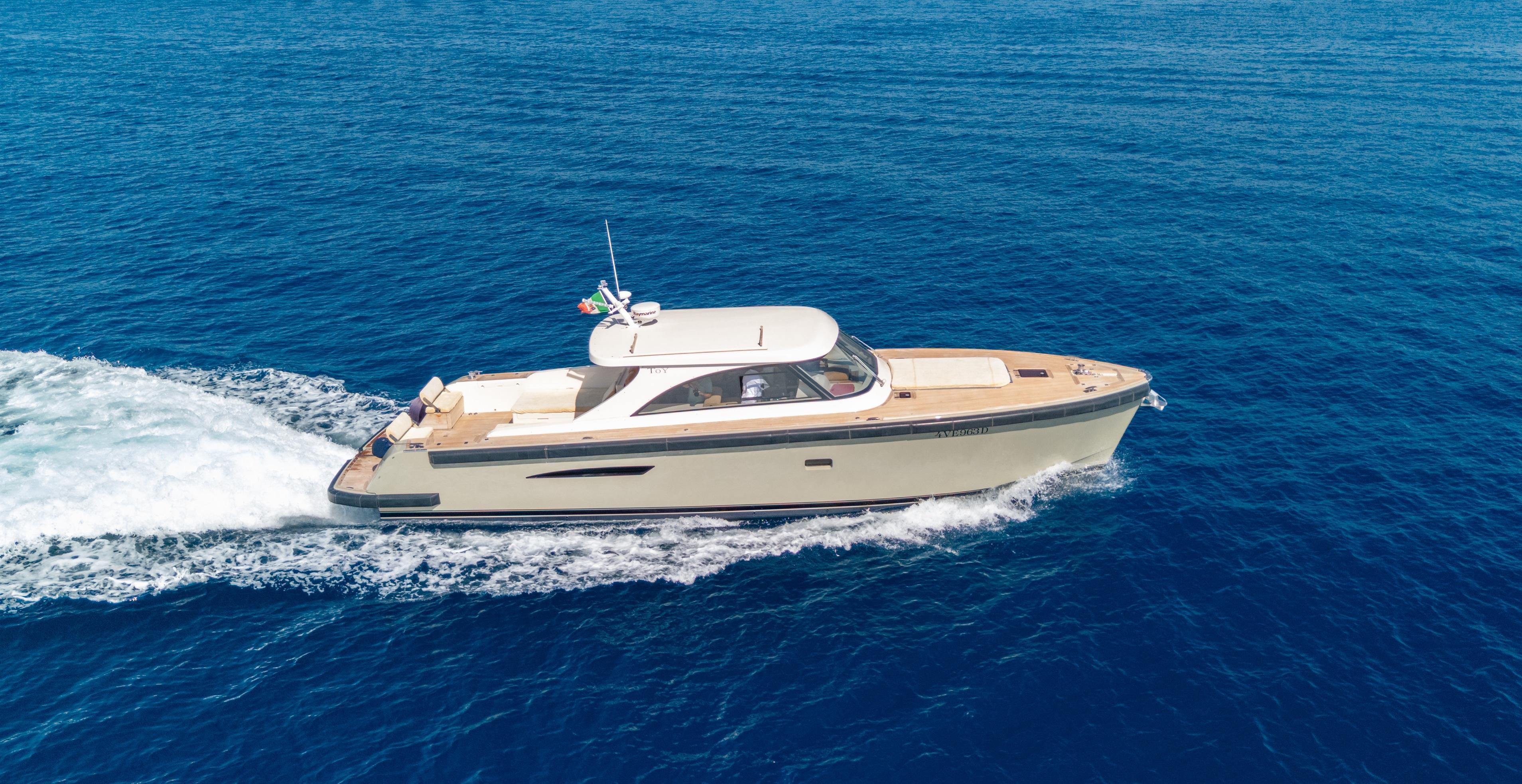 Toy Tender 47