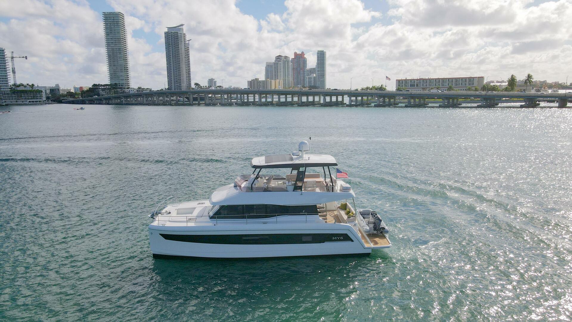Fountaine Pajot MY.6