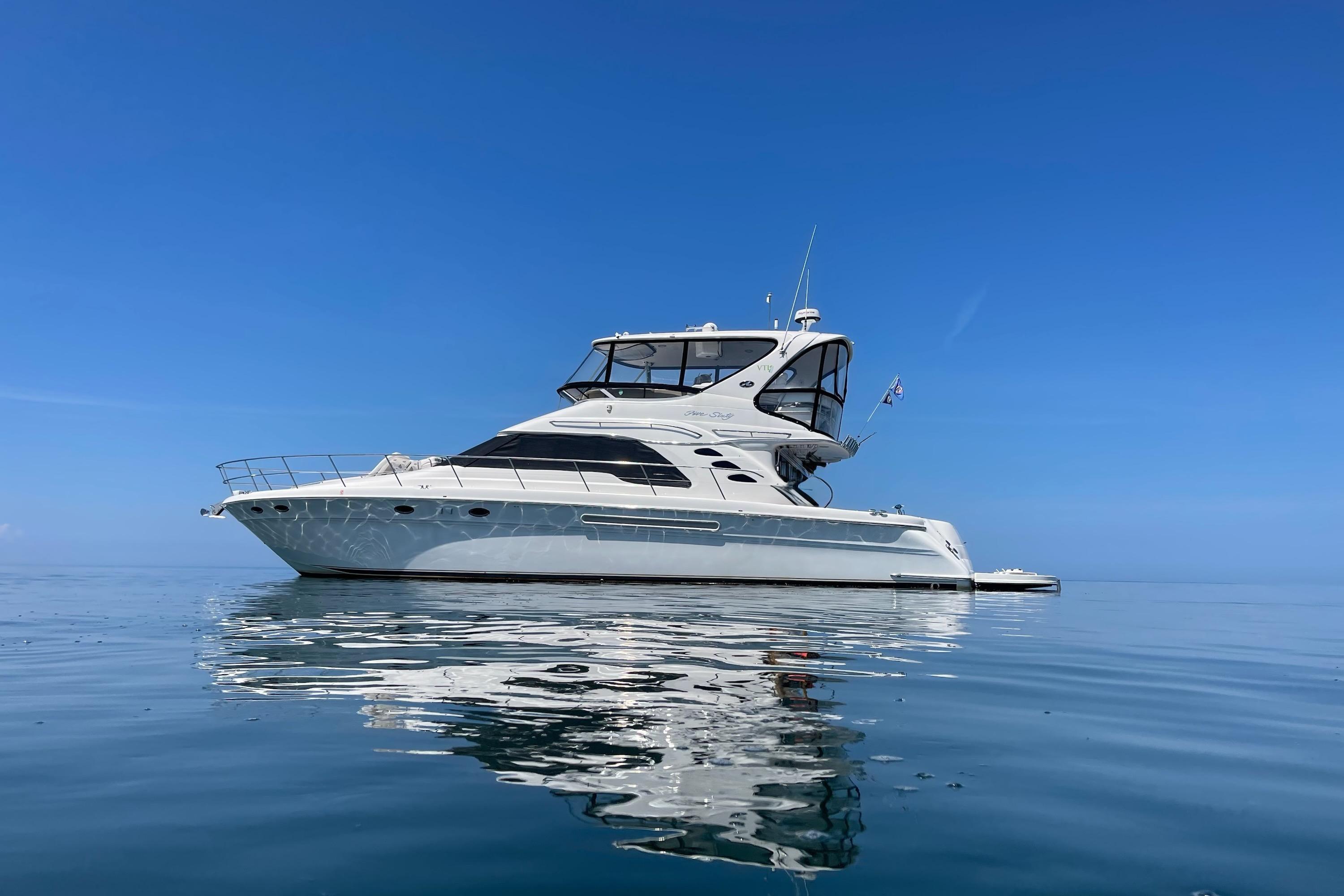 Sea Ray 560 Sedan Bridge