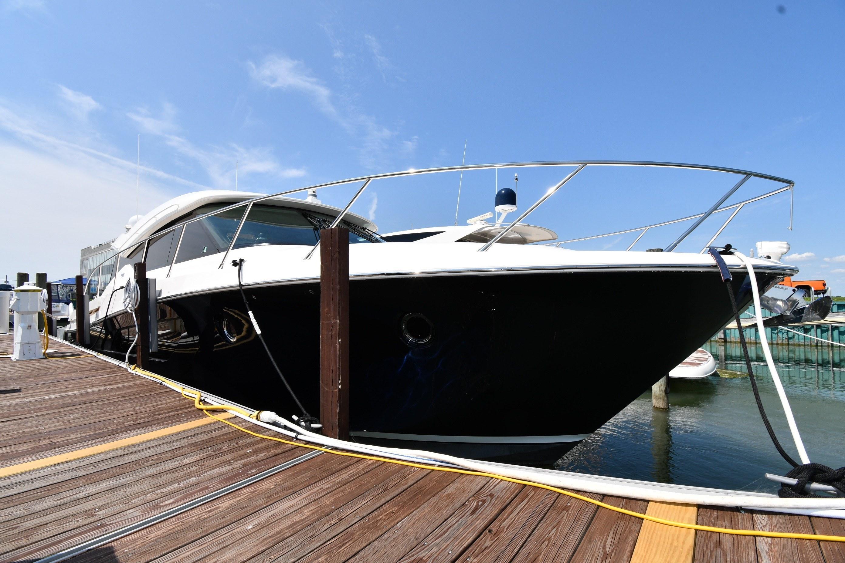Tiara Yachts 50 Coupe