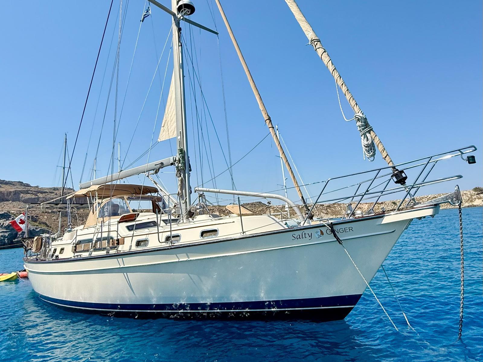 Island Packet 465