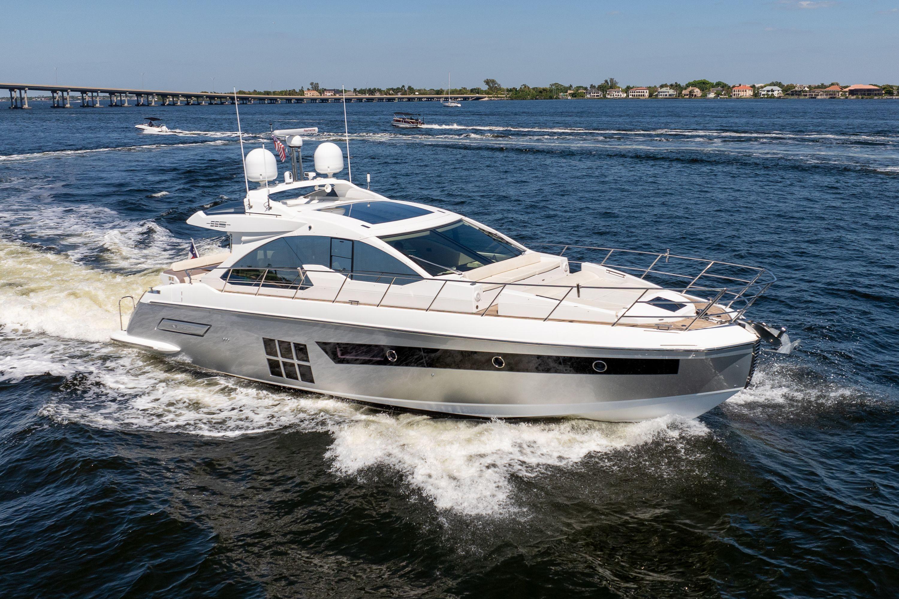Azimut 55S