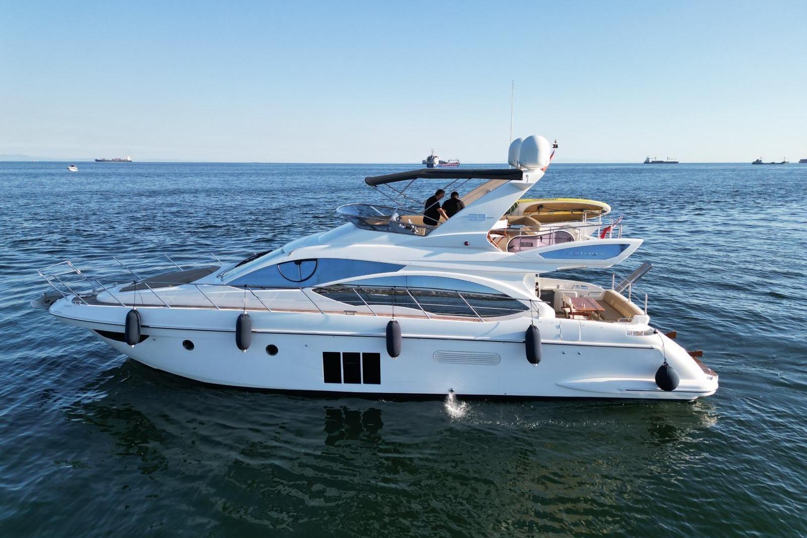 Azimut Fly 53