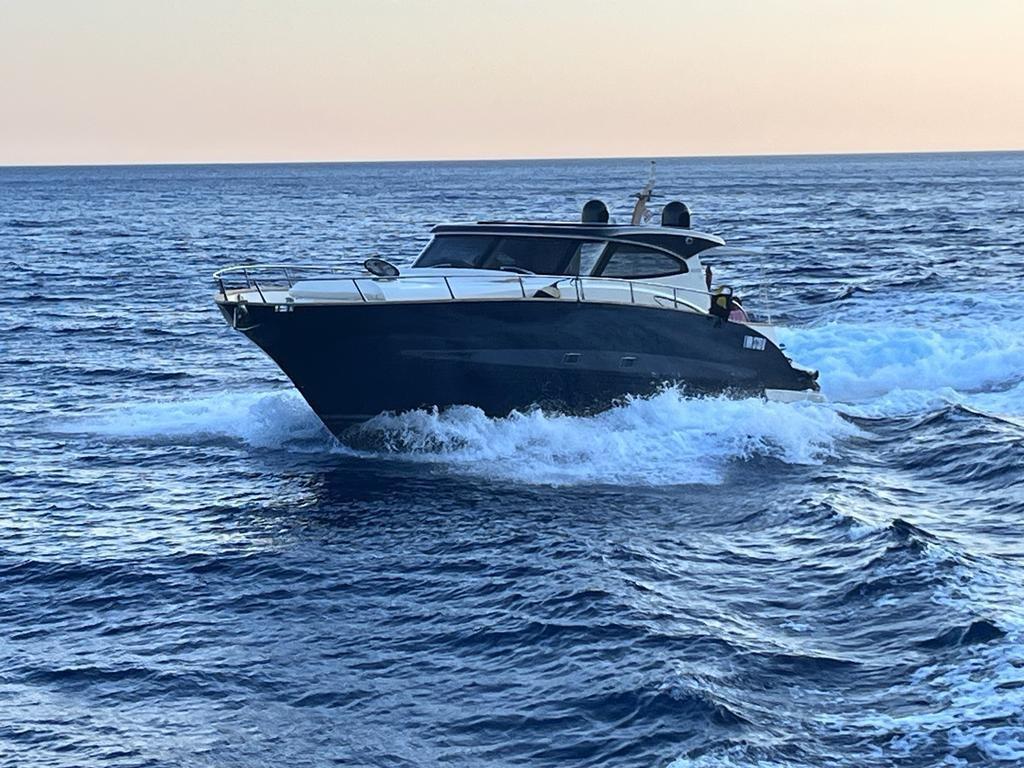 Master 52 HT for sale