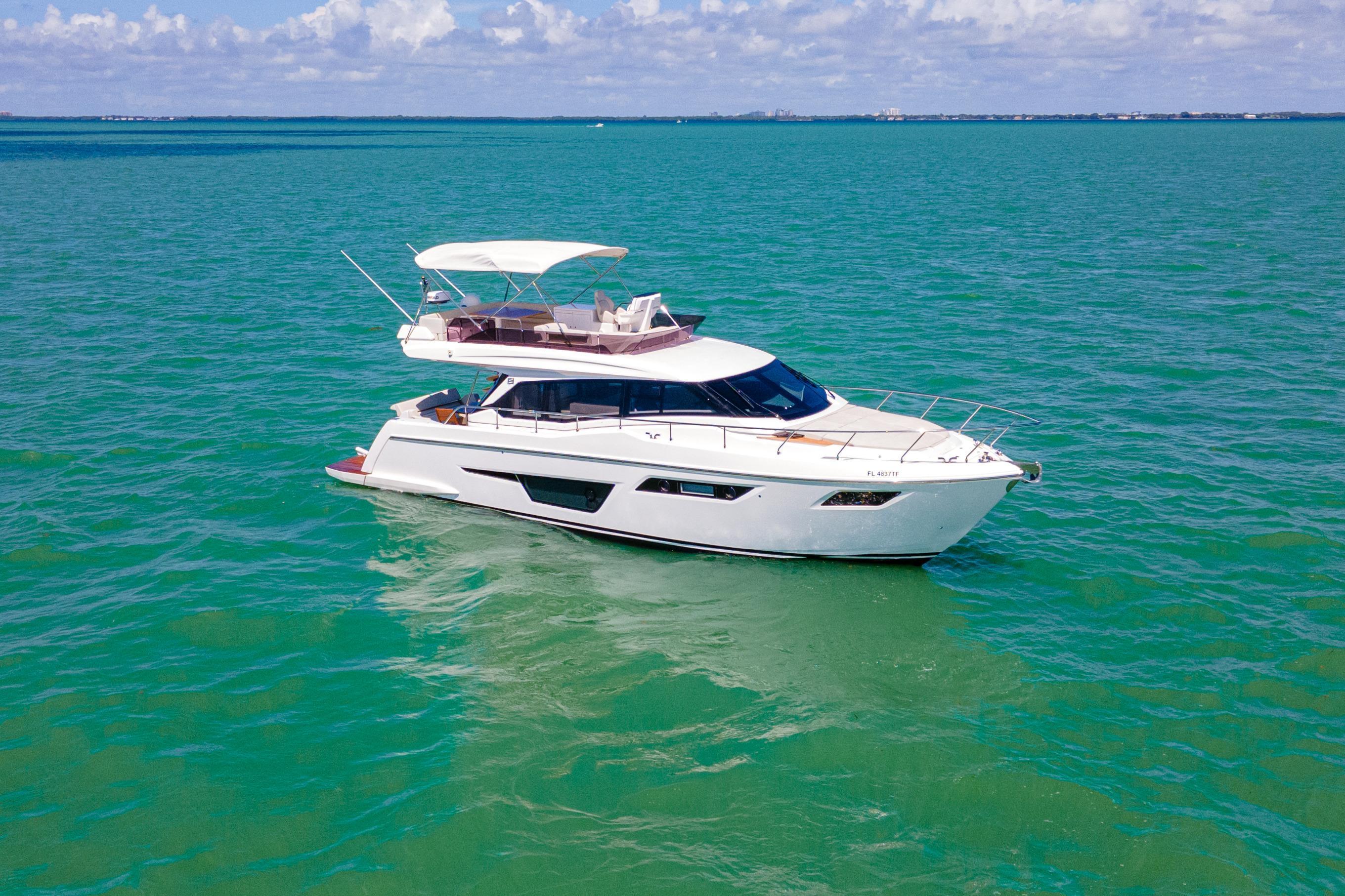 Ferretti 500
