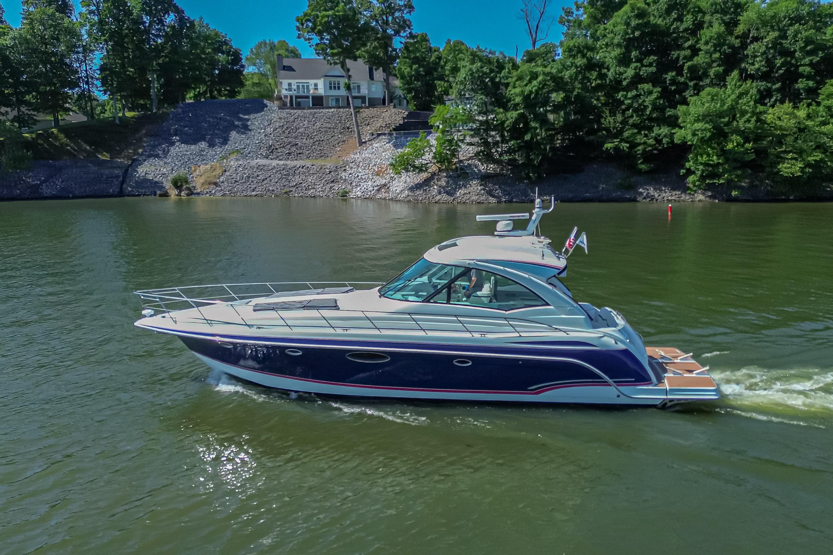 Formula 45 Yacht