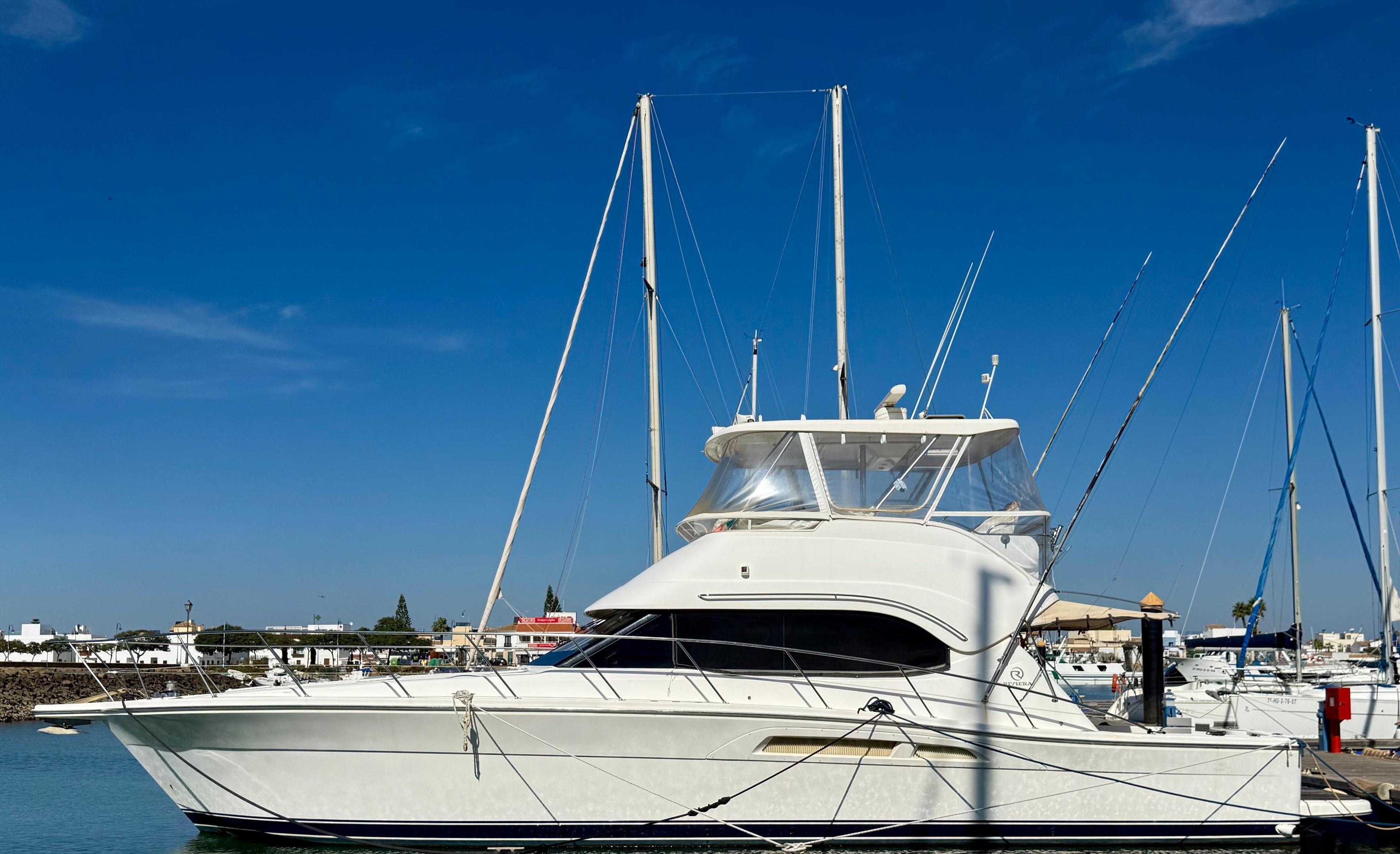 Riviera 47 Open Flybridge Series II