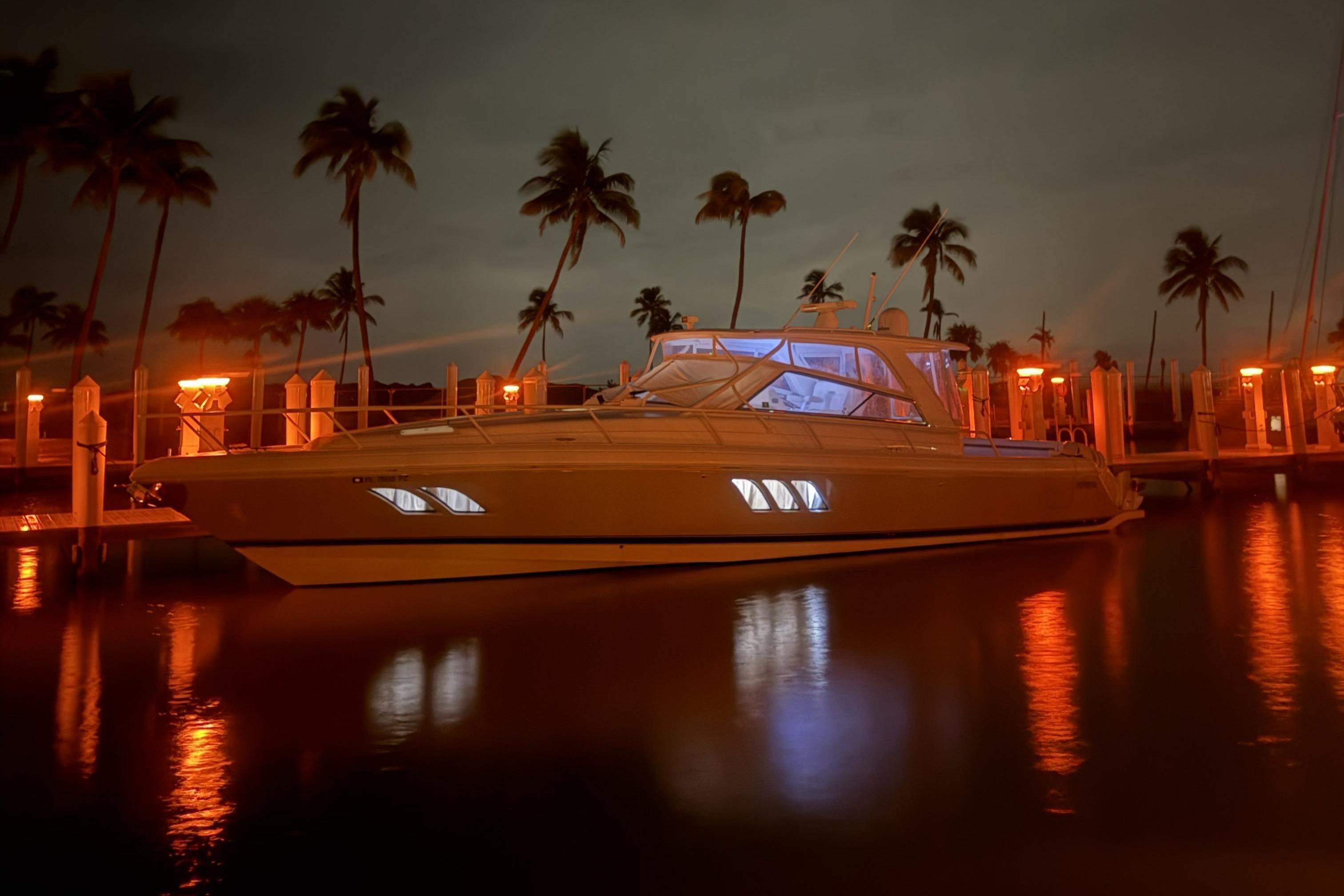 Intrepid 475 Sport Yacht for sale