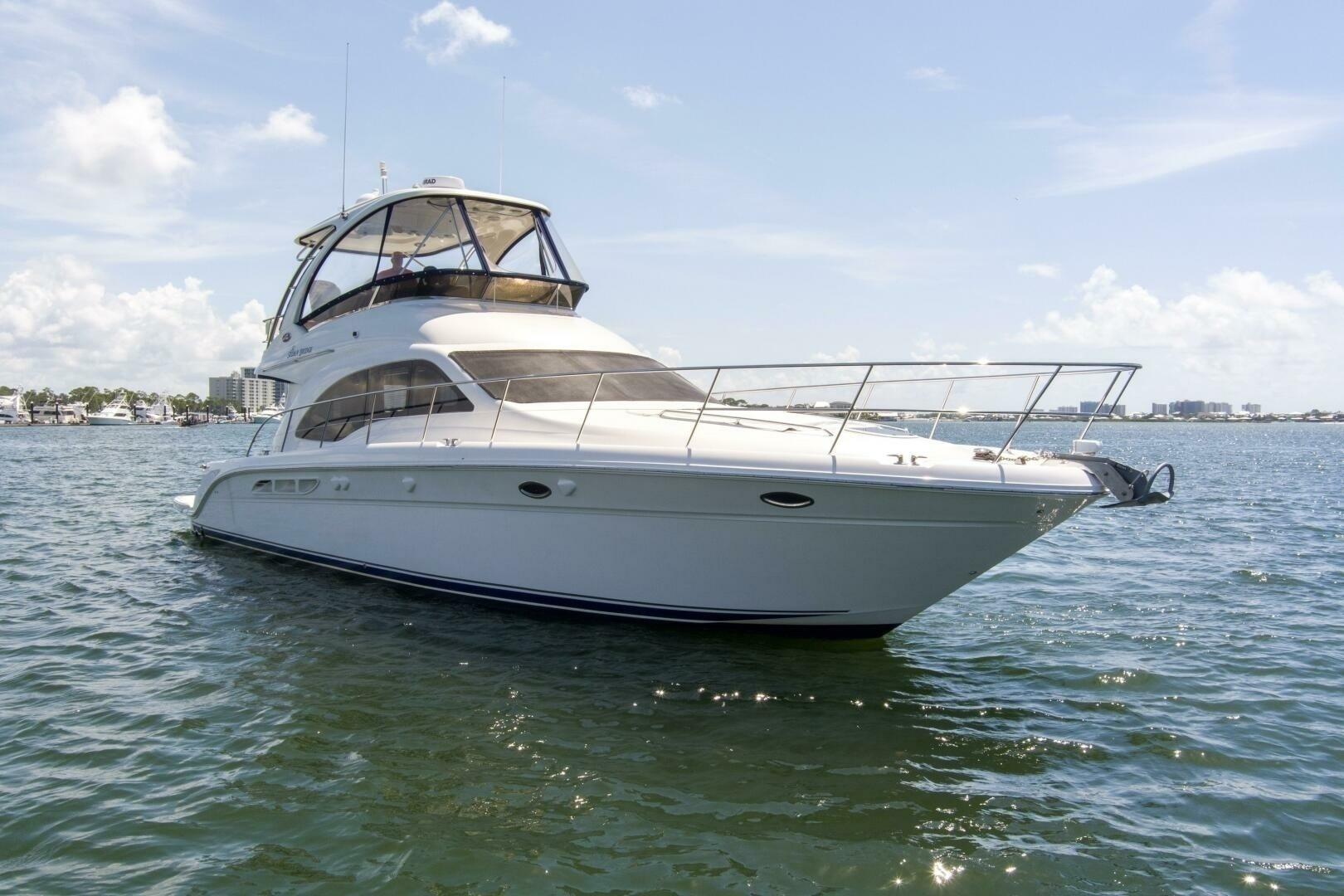 Sea Ray 52 Sedan Bridge