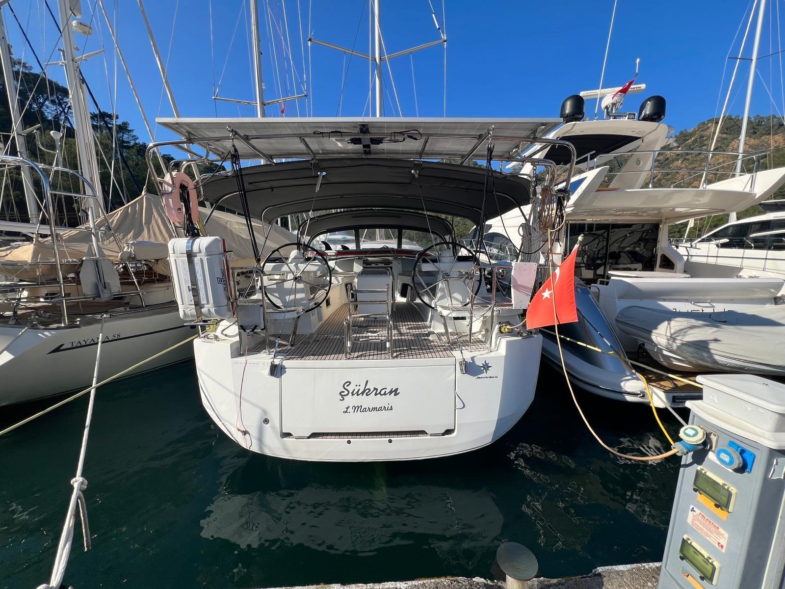 Jeanneau 51 for sale