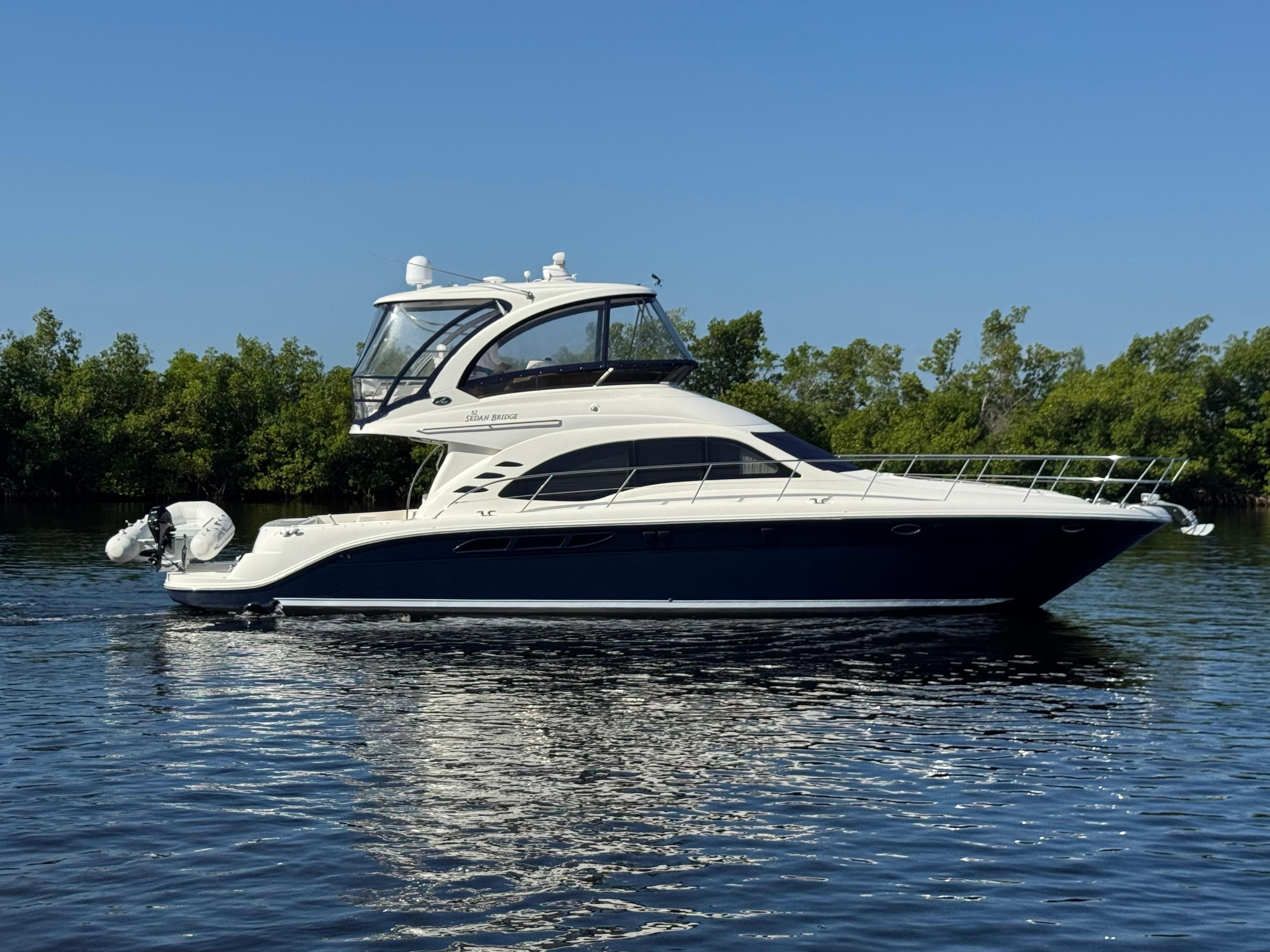 Sea Ray 52 Sedan Bridge