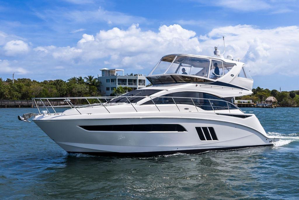 Sea Ray Fly 510