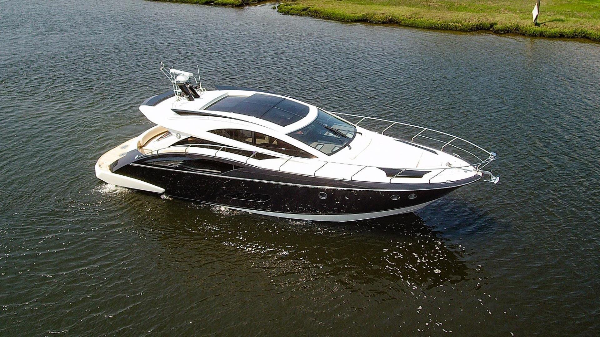Marquis 500 Sport Coupe