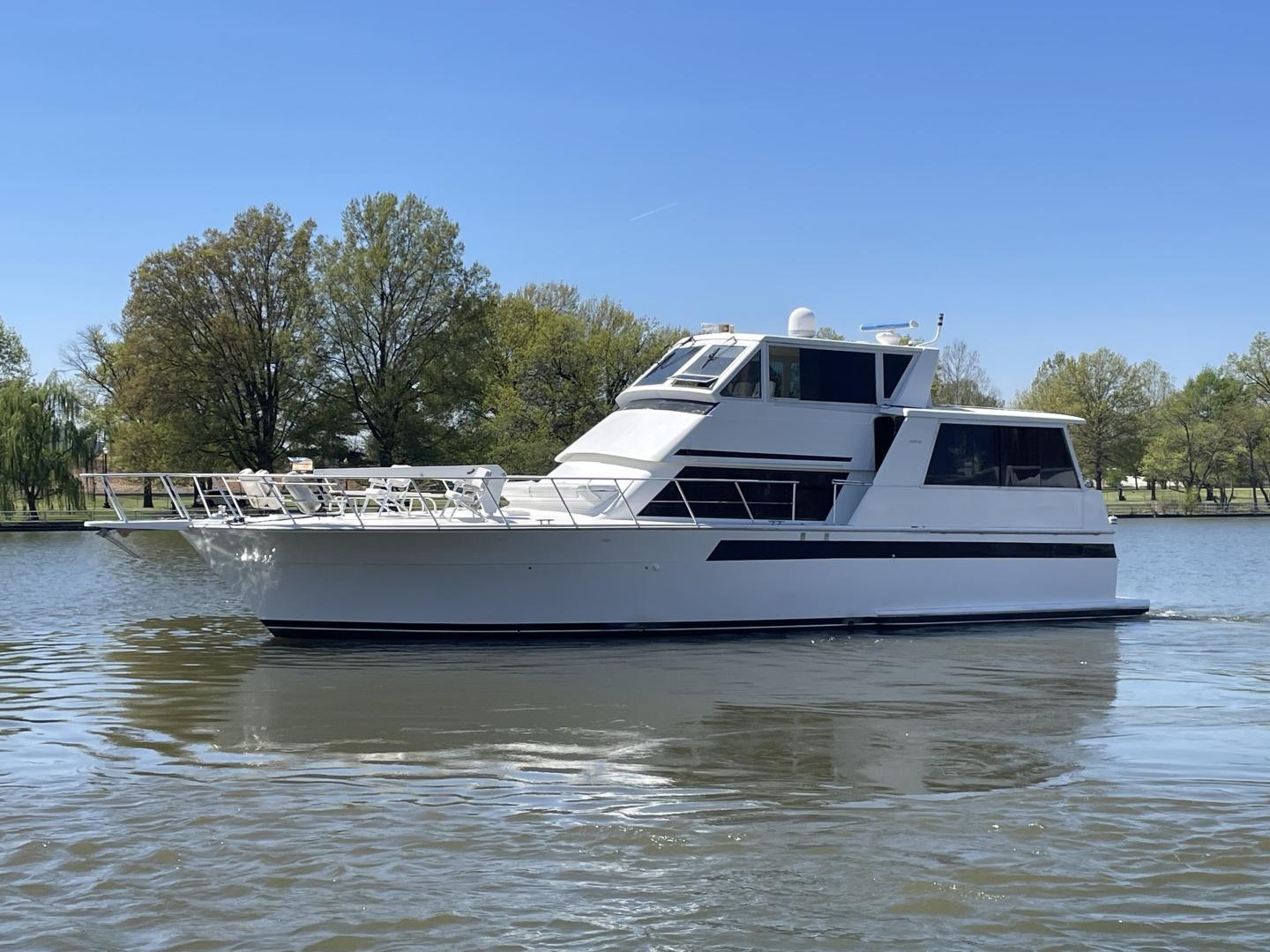 Viking 54 Sports Yacht