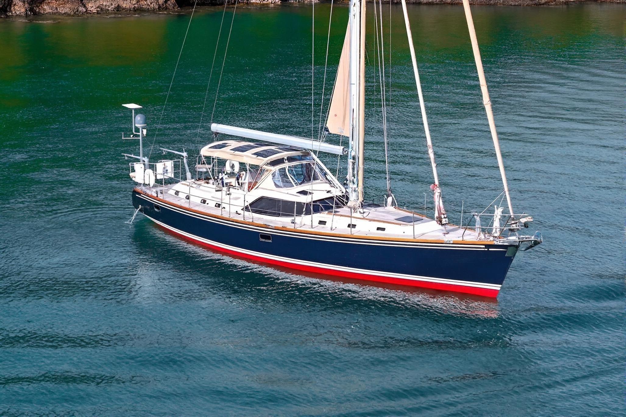 Hylas 56