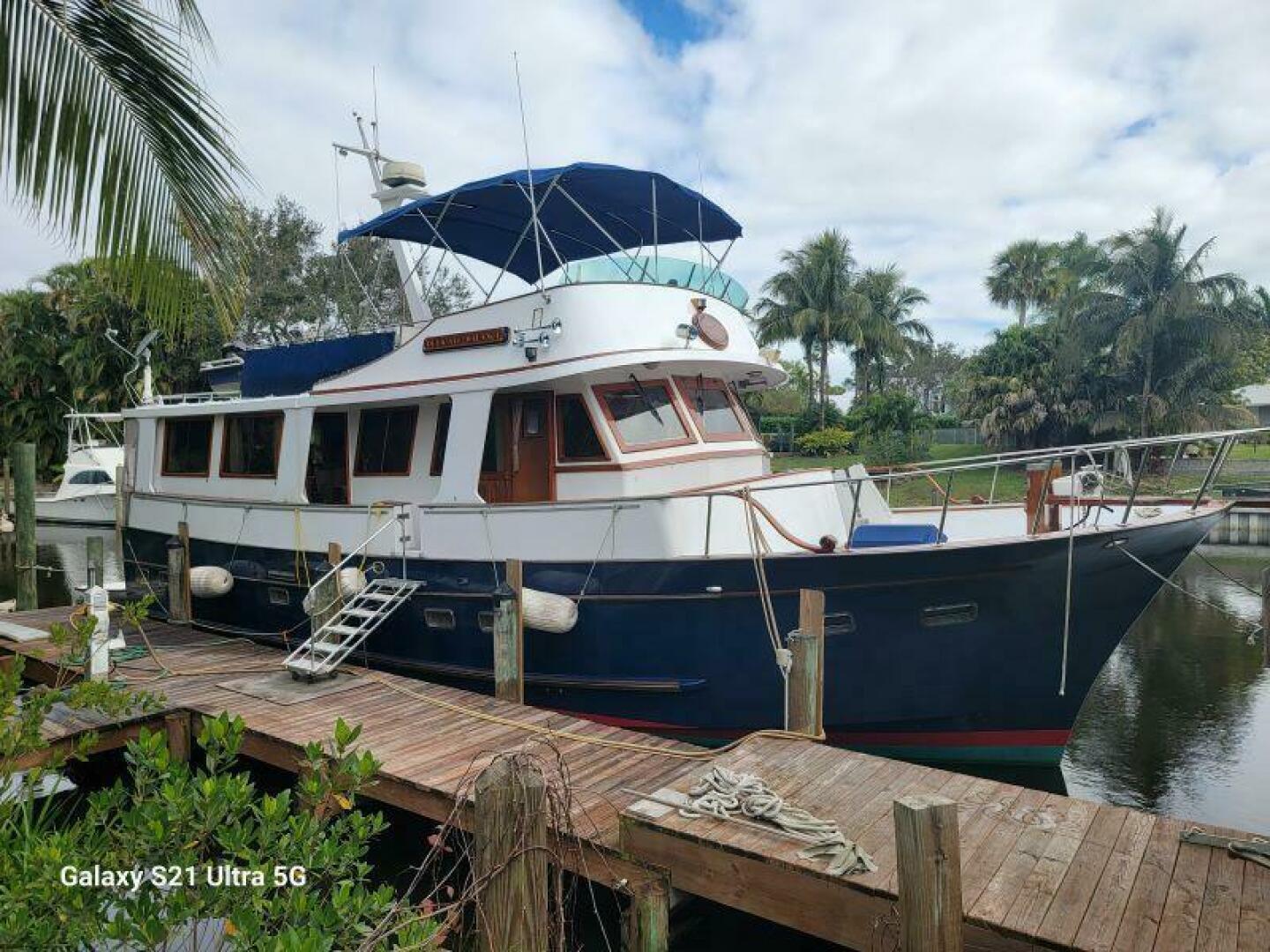 Marine Trader Wide Body