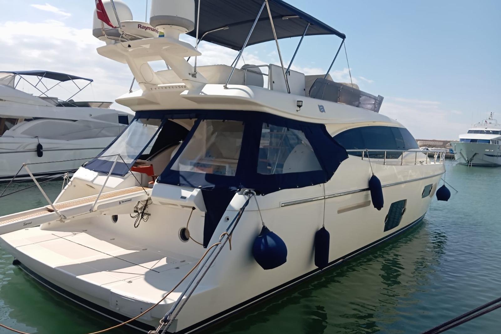 Ferretti 56