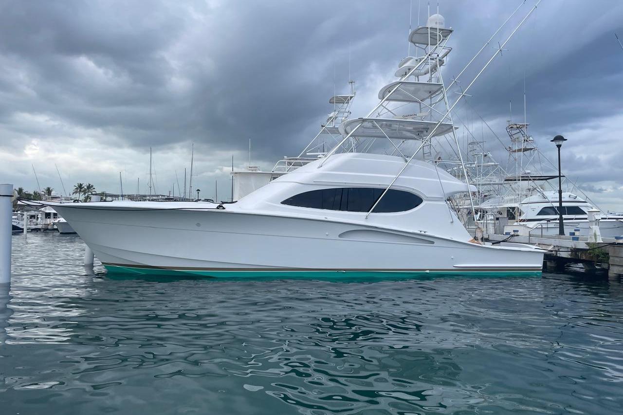 Hatteras 54 Convertible for sale