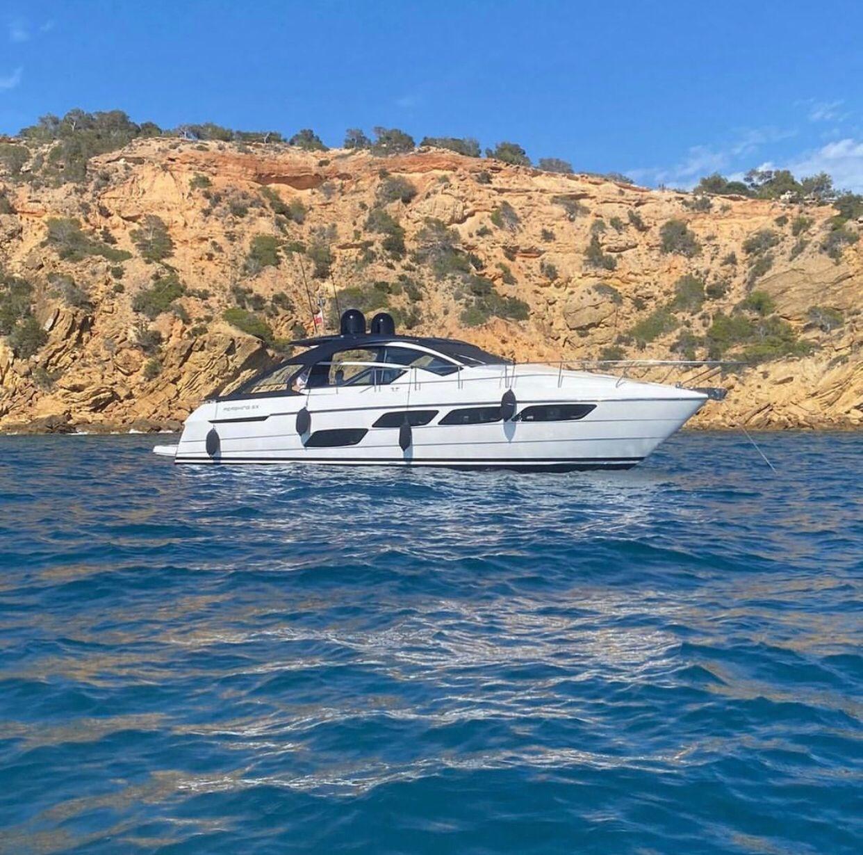 Pershing 5X