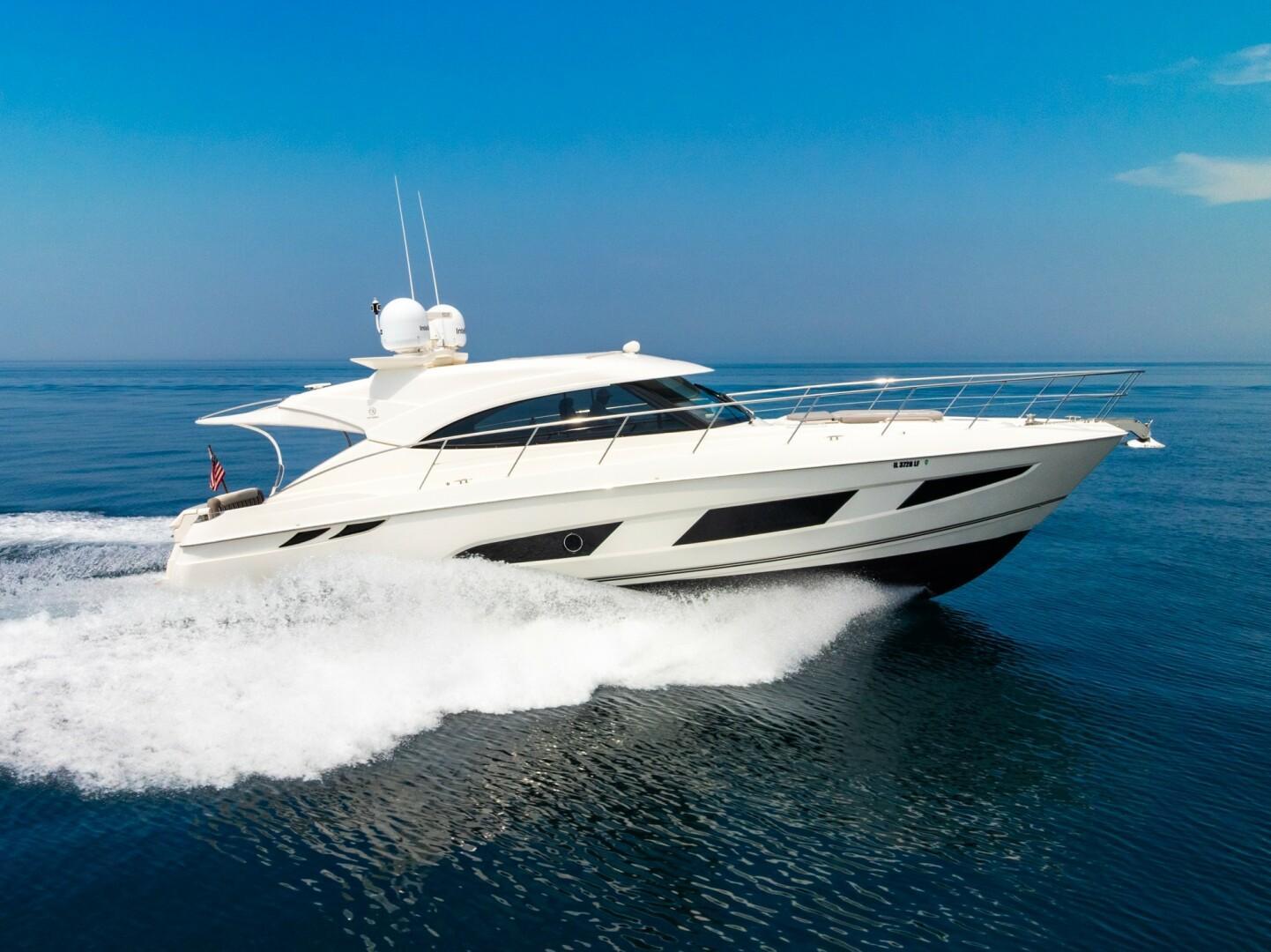 Riviera 4800 Sport Yacht