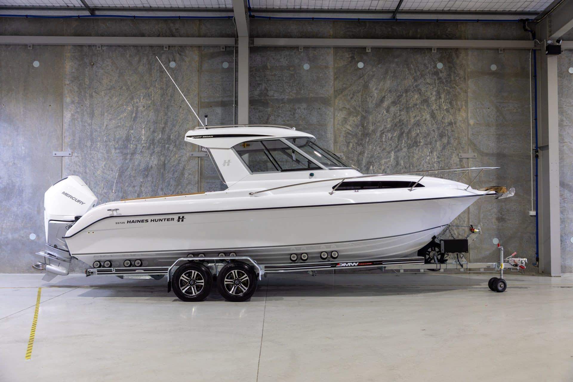 Haines Hunter SS725