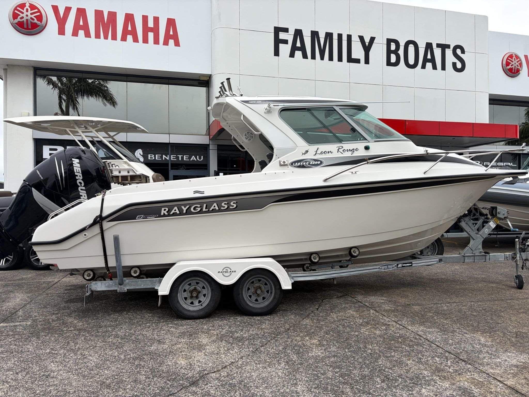 Rayglass 2200 for sale in Auckland