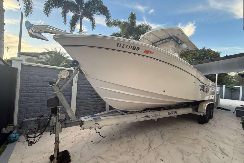 2004 Grady-White Chase 273 for sale in Coral Way, FL