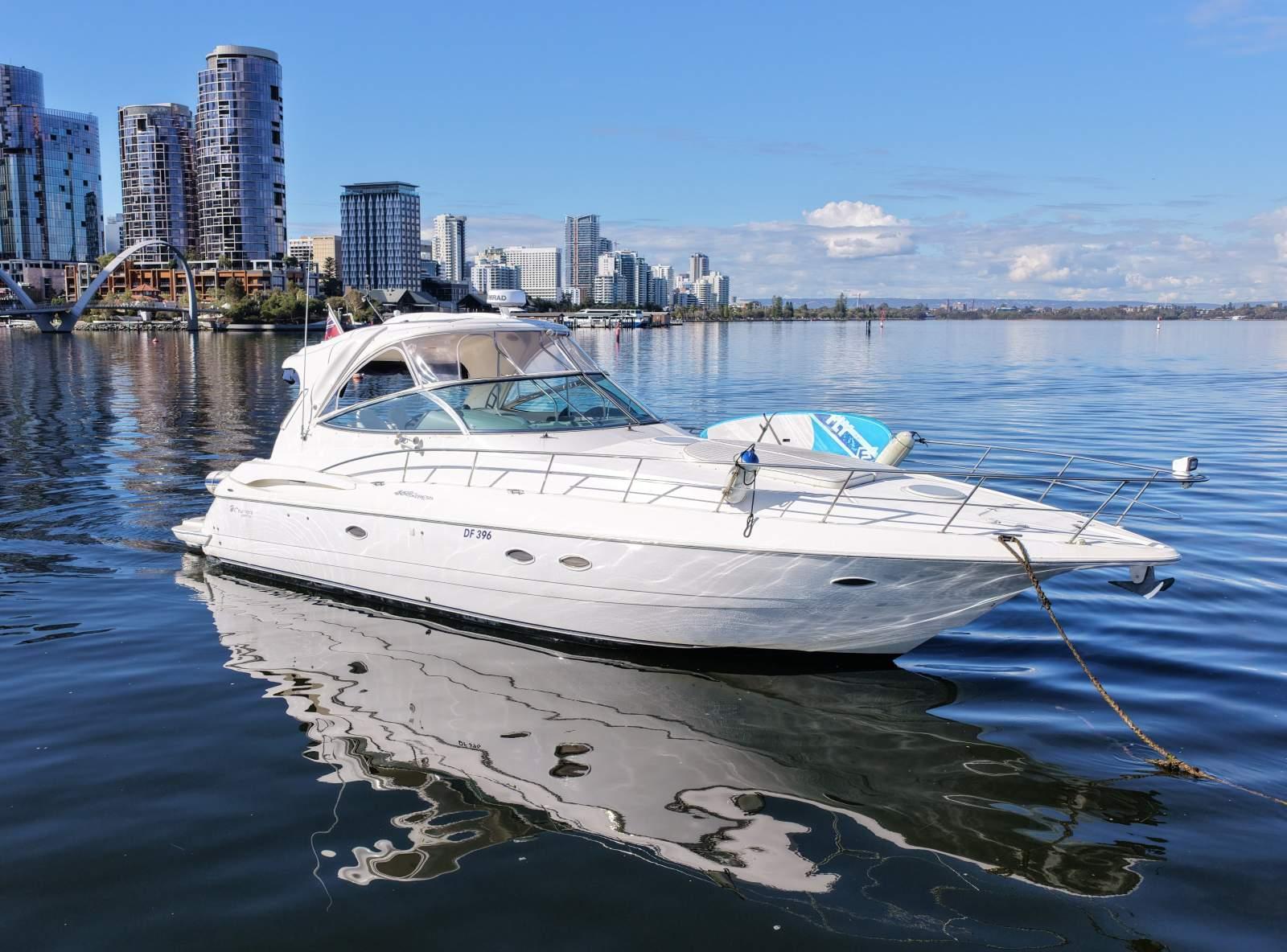 2006 Cruisers Yachts 460 Express for sale in Claremont WA