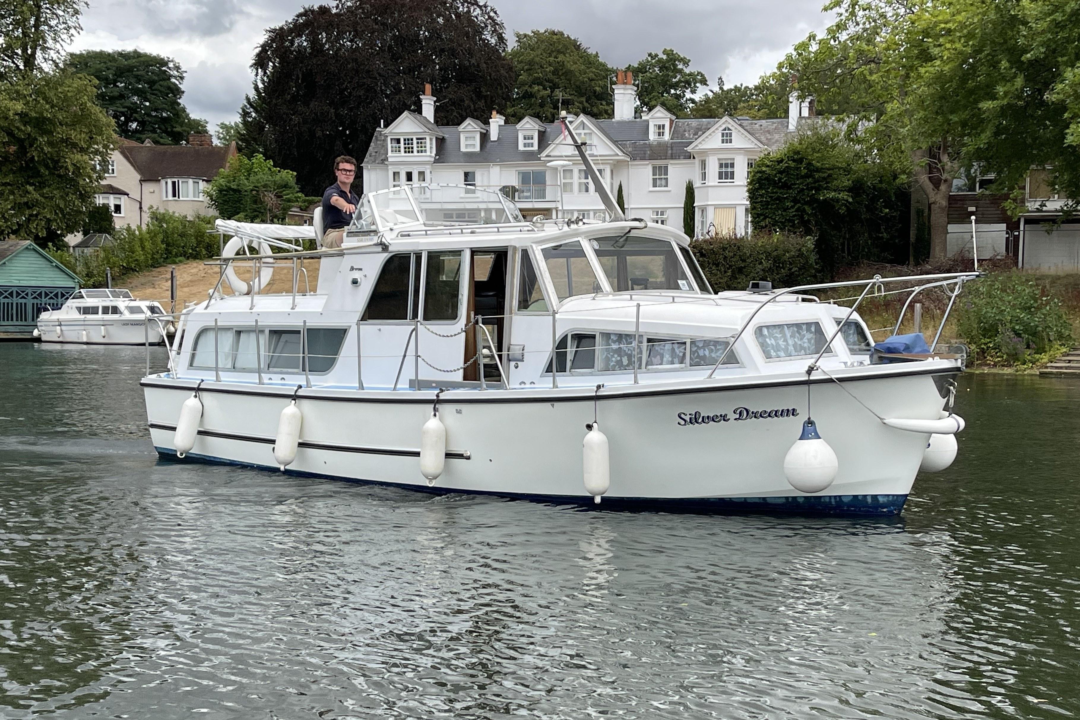Broom 30