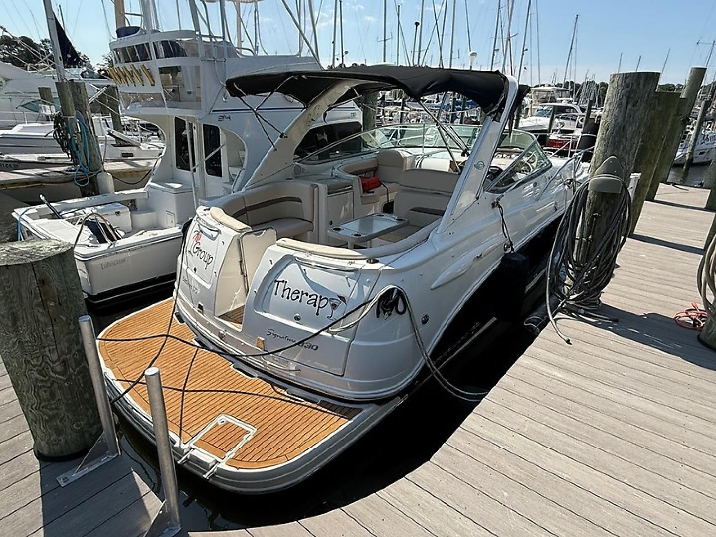 Chaparral Signature 330