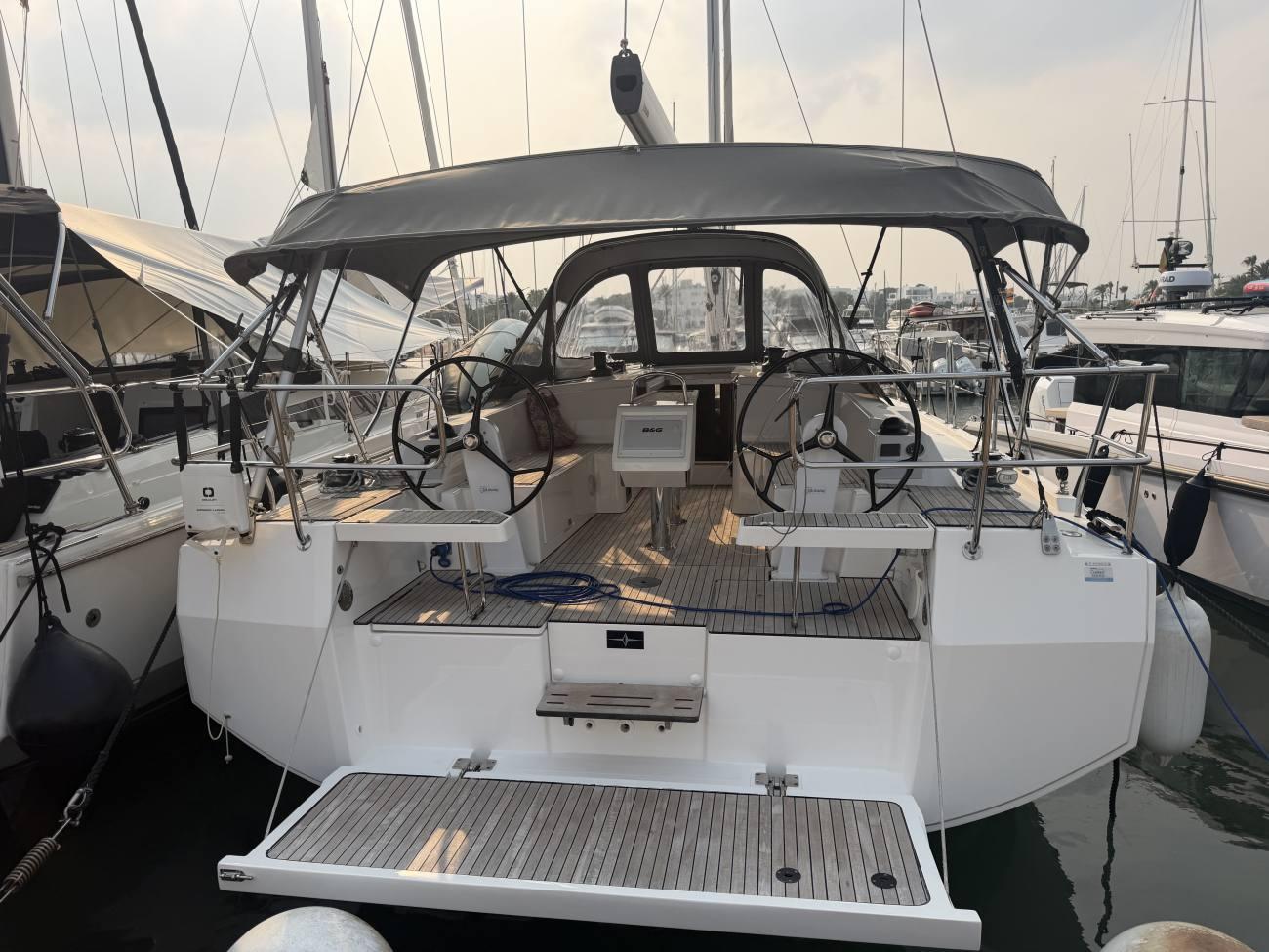 Bavaria C38