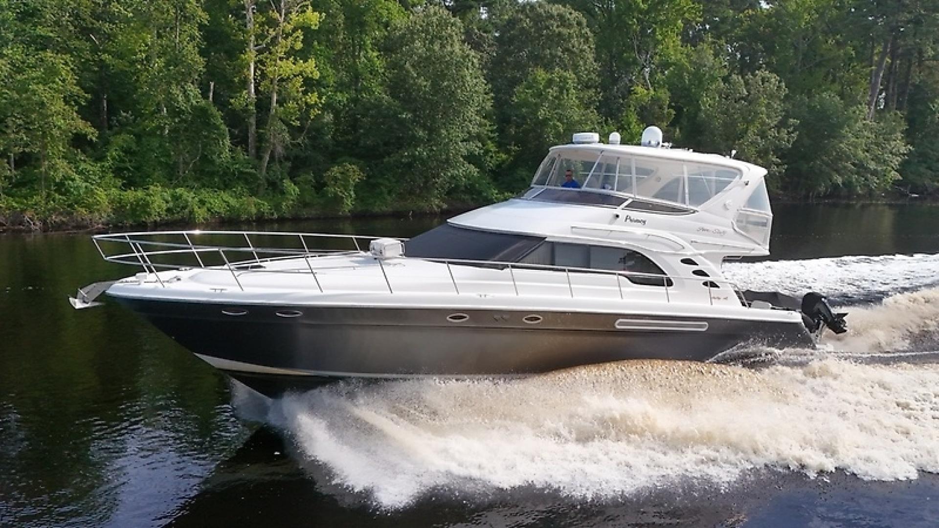 Sea Ray 560 Sedan Bridge