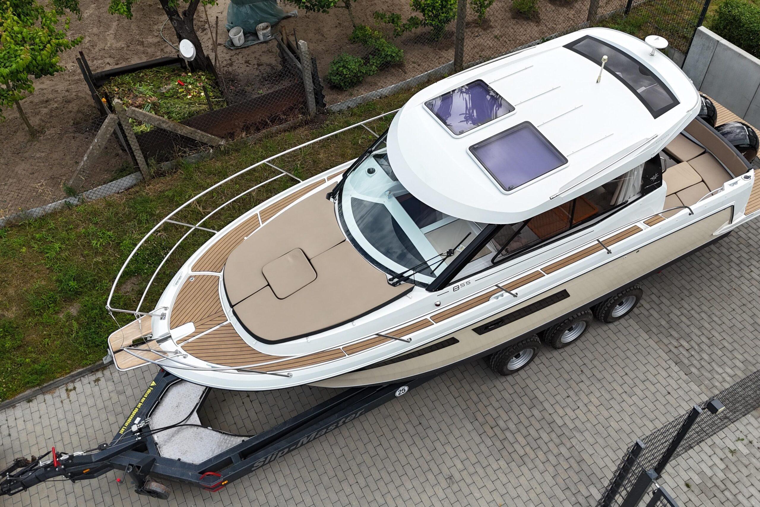 Jeanneau Merry Fisher 855