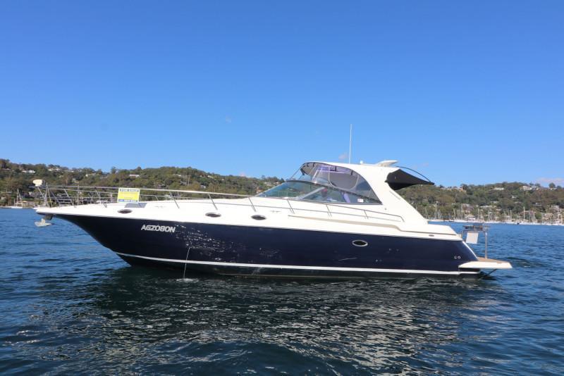 2003 Cruisers 4270 Express for sale in Royal Motor Yacht Club Newport