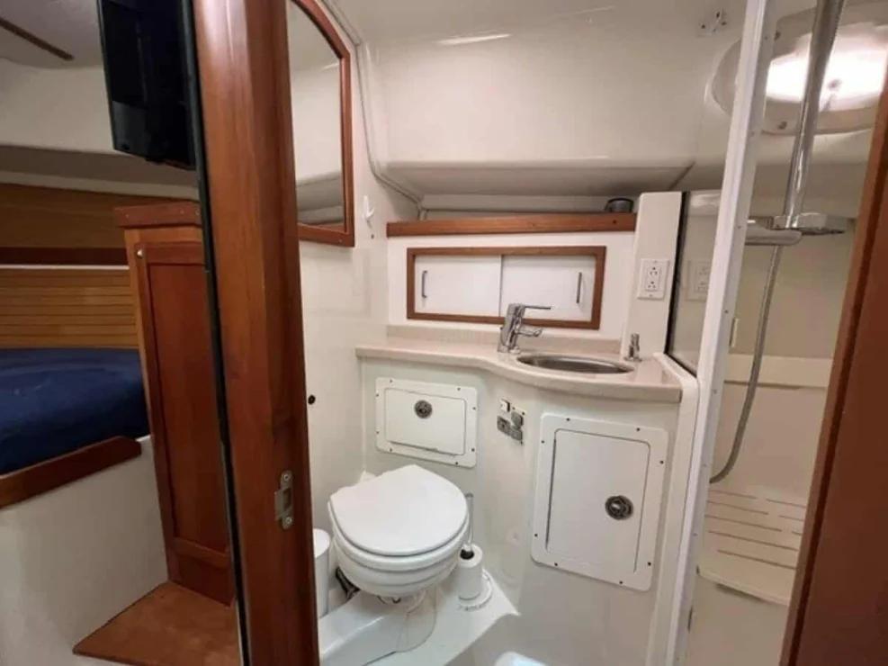 2008 Back Cove 33 for sale in Portsmouth, RI, US