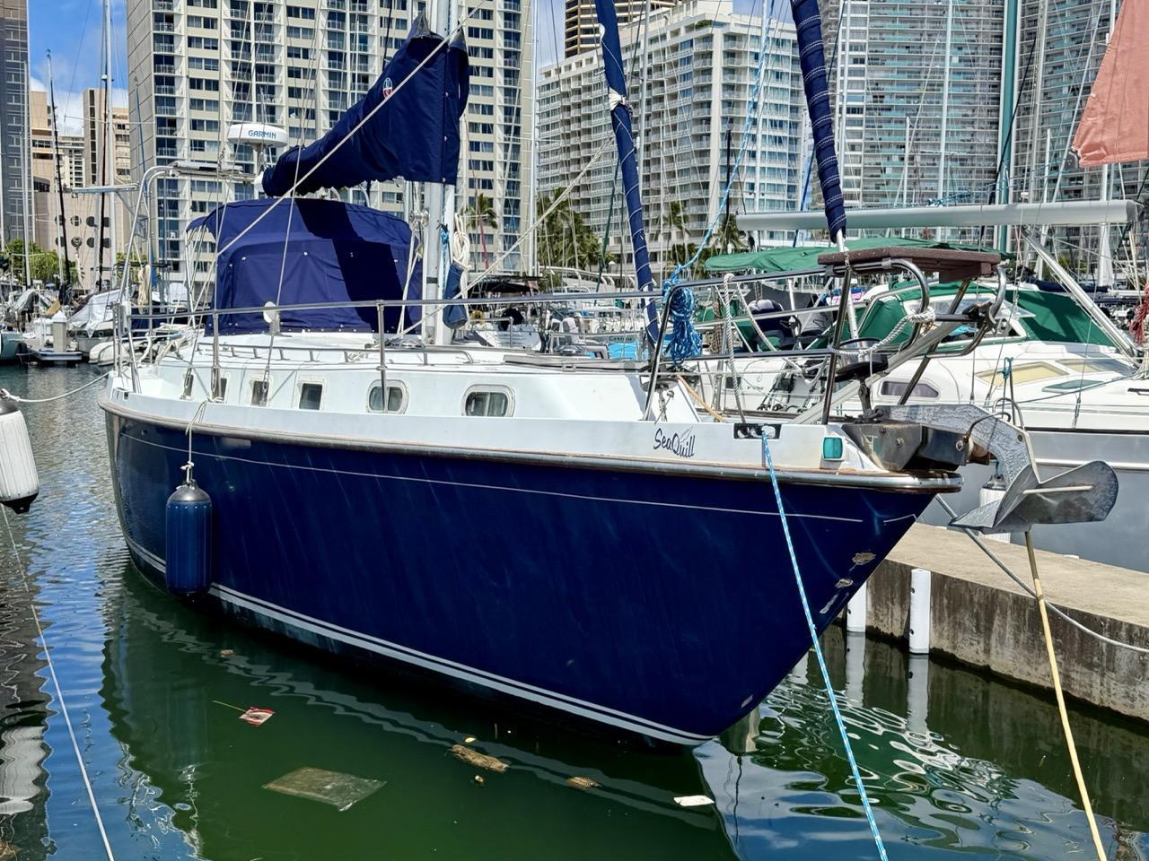 1981 Hughes Columbia 39 Center Cockpit for sale in Ala Wai Harbor