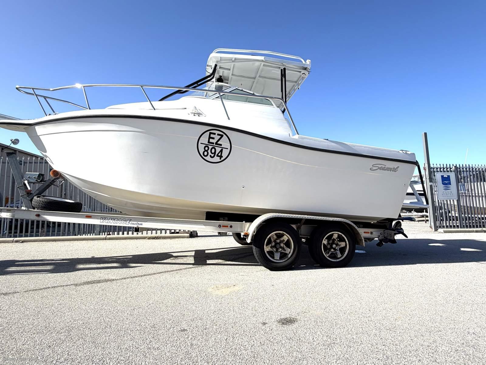 1999 Seaswirl Striper 2101 WA for sale in BOATS UNLIMITED 27 EXCELLENCE DRIVE WANGARA