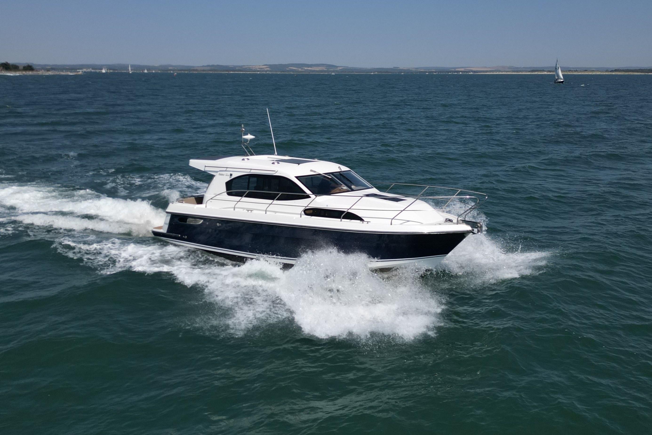 Haines 32 Offshore